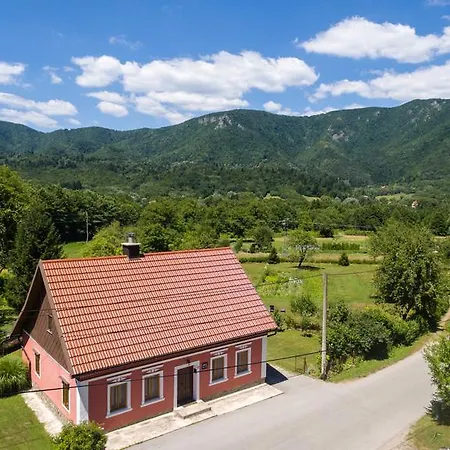 Gorska Kuca Elin