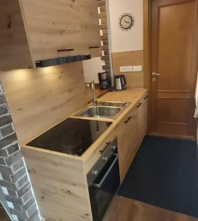 Gorska Kuca Elin * Brod na Kupi