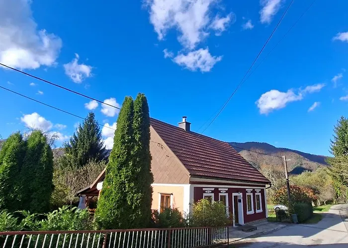 Gorska Kuca Elin